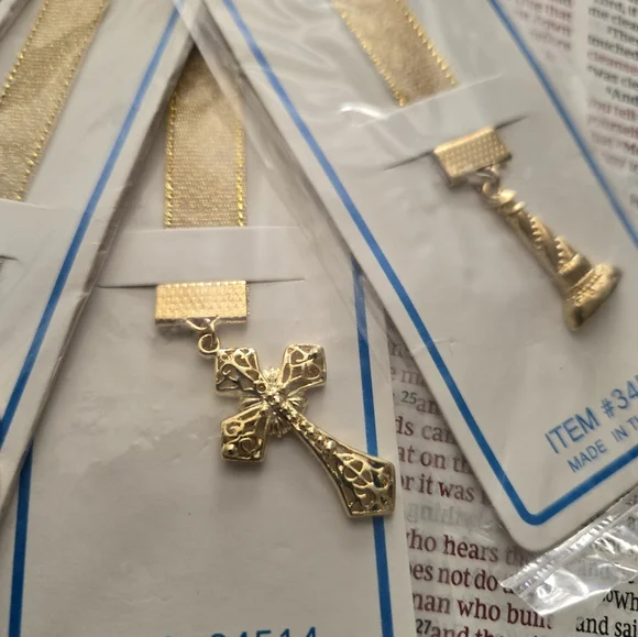 Gold-Plated Christian Bookmarks four faith-inspiring designs. - Picture 5 of 8